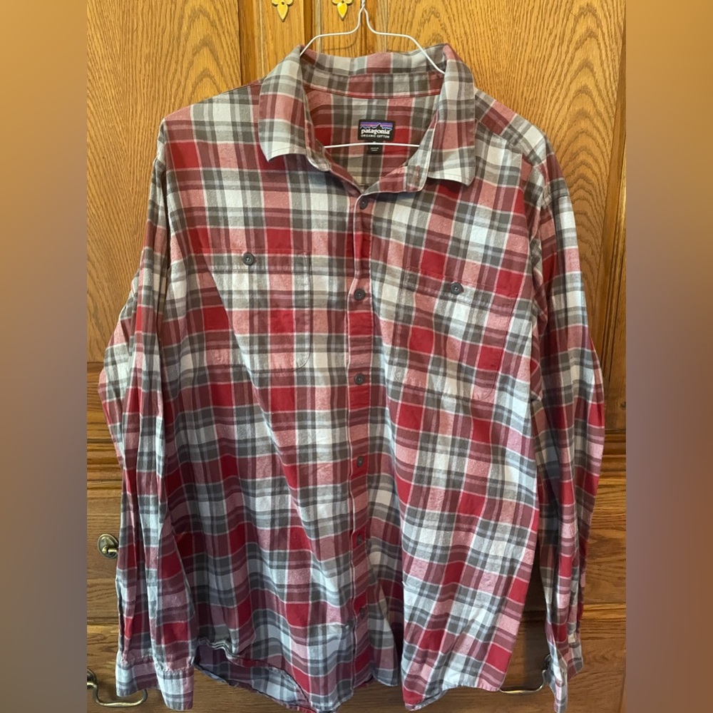 Men’s Patagonia Organic Cotton Flannel Shirt, XL
